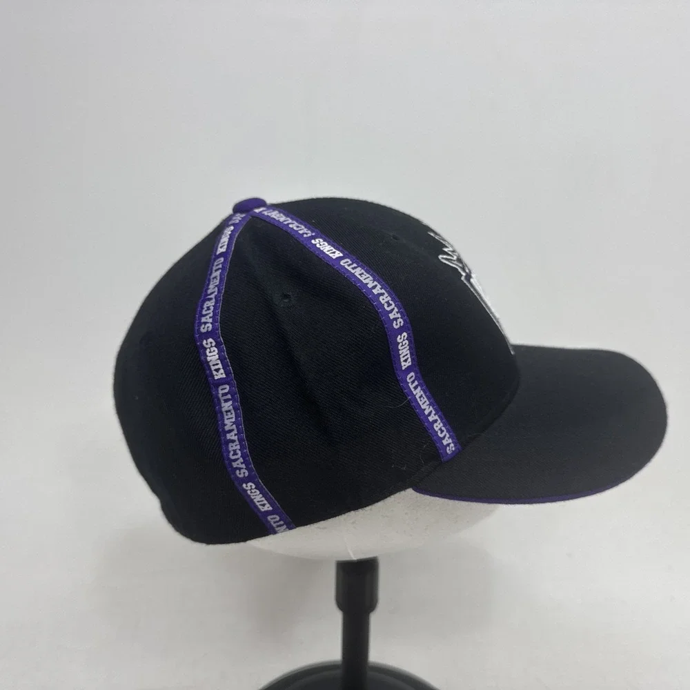 Sacramento Kings NBA Reebok Black Purple Cap Hat Logo Fitted ~ Size 7 1/8